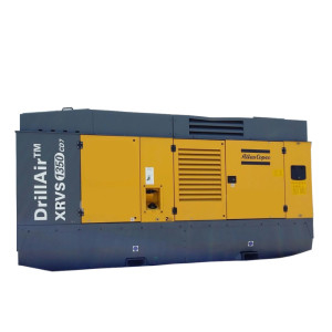 Compresor portátil negro XRVS1350 429 Kw y 975 L Capacidad del tanque de diesel La solución móvil definitiva