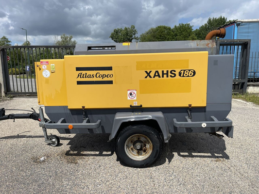 Compacto y potente Nuestro compresor portátil XAHS186E+ es la solución perfecta para aplicaciones en movimiento