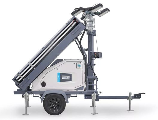 Torre de iluminación eléctrica HiLight MS5 con dimensiones de envío de 2.29 X 1.12 X 2.68 M y 4 X 150 vatios